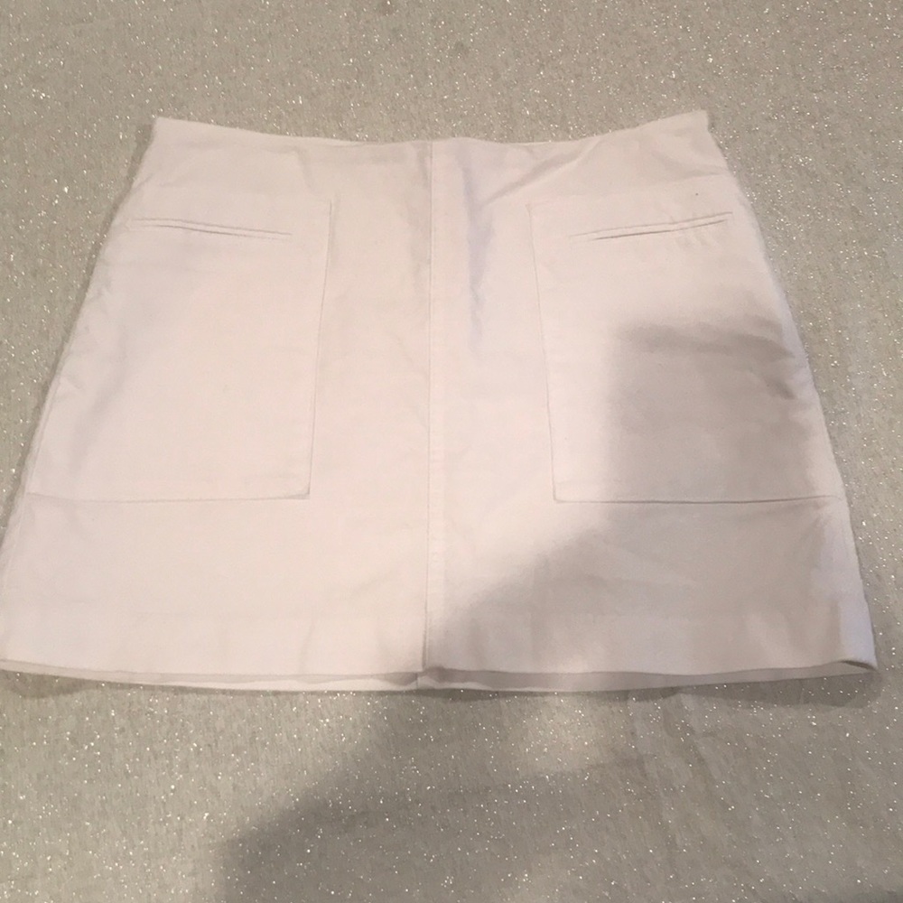 Banana republic white skirt